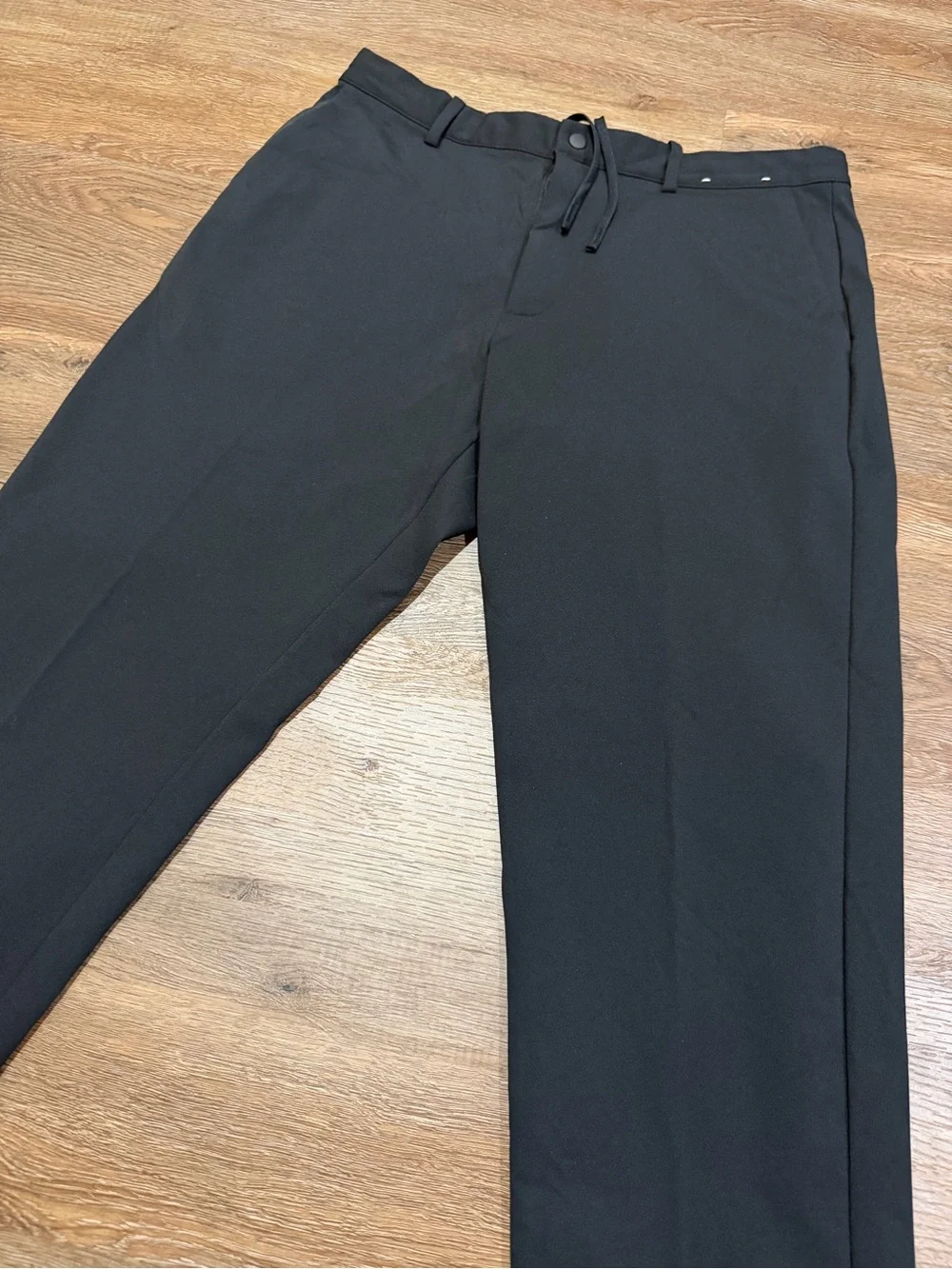 UNIQLO Men’s Black Technical Pants Drawstring 34x30 Polyester